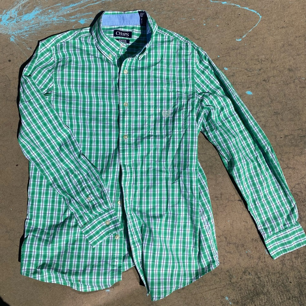 Men’s casual button up shirt